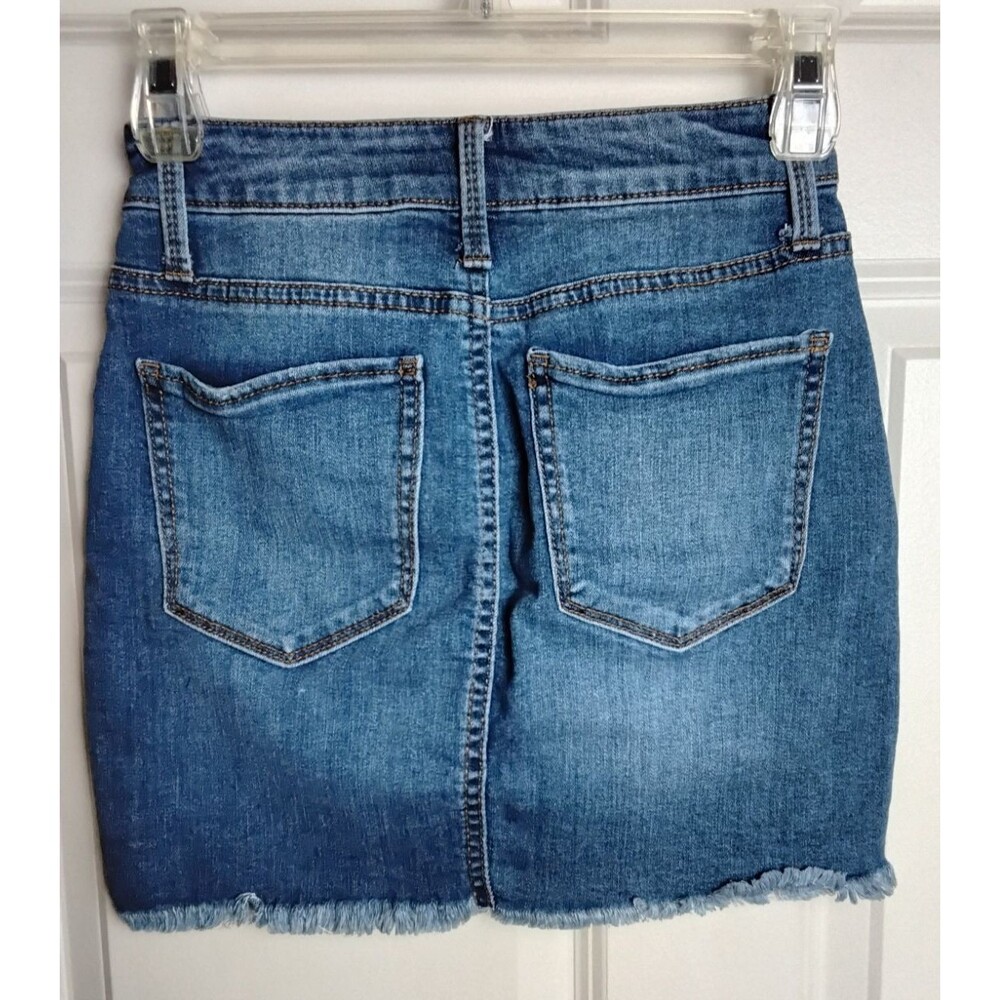 Mudd Women's Skirt Size 0 Blue Jean Distressed Flex Stretch Mini Denim - Picture 3 of 3